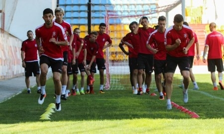 Стартовые составы «Актобе» и «МТК Будапешт»