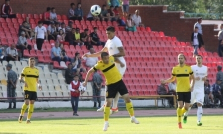 Фоторепортаж с матча Премьер-Лиги «Тобол» — «Астана» 1:2