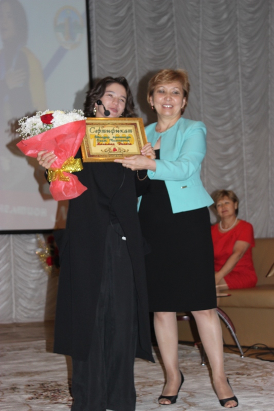 Жоламан подарили автомобиль