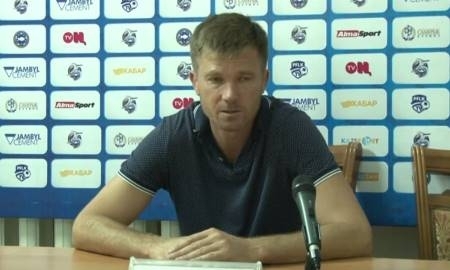 Видео послематчевой пресс-конференции Максимова игры Премьер-Лиги «Тараз» — «Тобол» 2:0