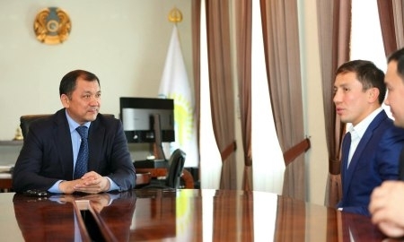 Фото с посещения Головкиным Атырау