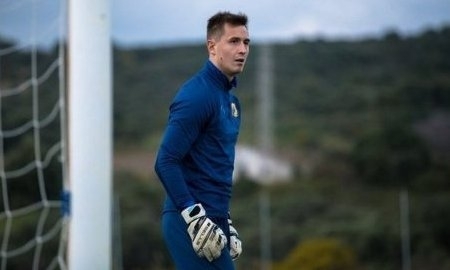 Покатилов и Суюмбаев официально стали игроками «Кайрата»