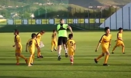 Участники детского проекта «Кайрата» провели тренировку с основой