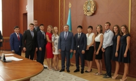 Абдибеков встретился с участниками Олимпийских игр