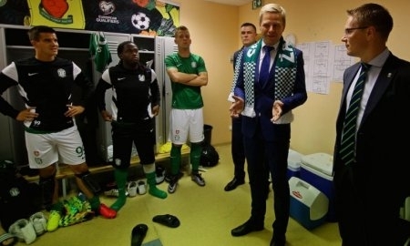 Мэр Вильнюса общался с игроками «Жальгириса» в раздевалке перед матчем с «Астаной»