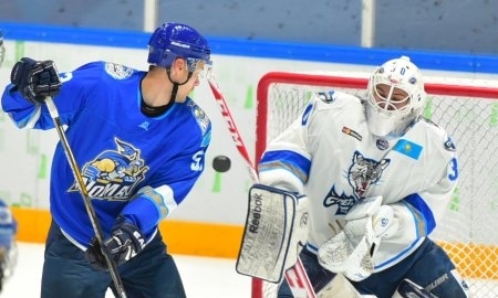 «Номад» и «Снежные Барсы» сыграли товарищеский матч