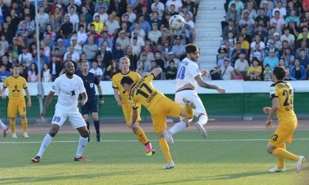 Матчи 21-го тура Премьер-Лиги посетили 24 700 зрителей