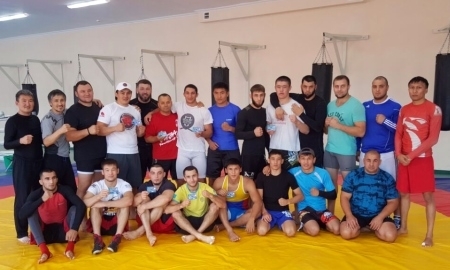 Семь казахстанских чемпионов по ММА стали мастерами спорта международного класса
