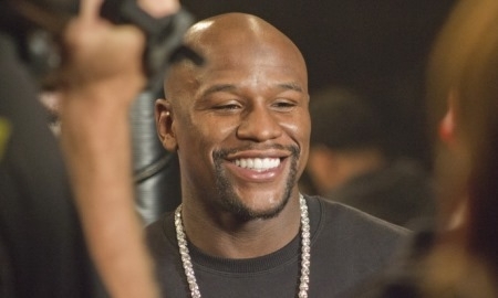 Boxing247.com: «Мейвезер должен драться с Головкиным»