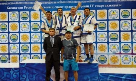 Жамбылские палуаны заняли третье место на cпартакиаде ветеранов спорта РК