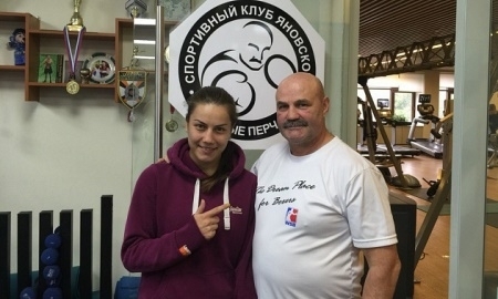 Вячеслав Яновский: «Шарипова ещё не набрала максимальных кондиций, но к этому поединку она уже полностью готова»