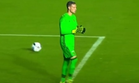 Видео незасчитанного гола Суюмбаева в матче Лиги Европы «Кaйрат» — «Мaккаби» 1:1