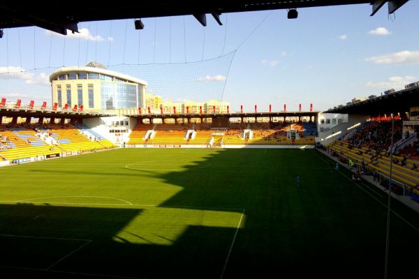 Территория ненависти. 7 городов, в которых болельщики терпеть не могут Ерлана Кожагапанова