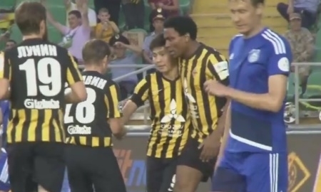 Видео гола Исламхана в матче Премьер-Лиги «Кайрат» — «Тараз» 