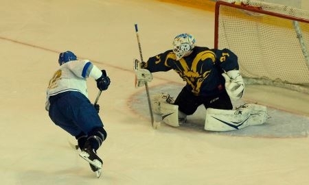 Фоторепортаж с товарищеского матча «Барыс» — «Давос» 5:3