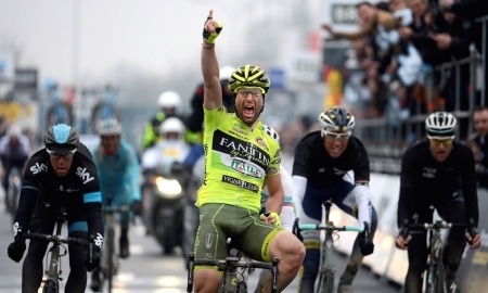 «Астана» подписала четырех гонщиков