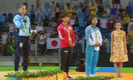 Видео церемонии награждения бронзового призера Олимпиады-2016 Галбадрах