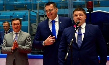 Назарову вручили именной перстень за 400 матчей в КХЛ