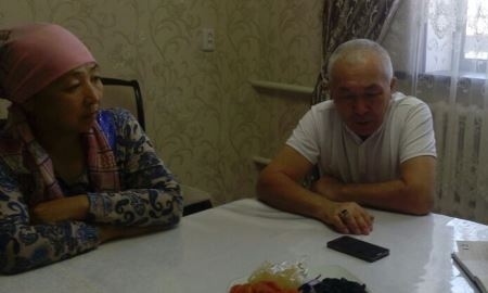 Токтагуль Сметова: «Не могу смотреть бои сына по телевизору»