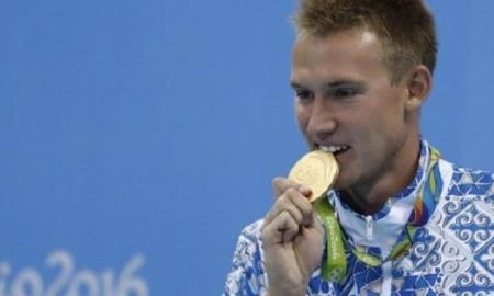 Друзья пловца Баландина гордятся его успехом в Рио