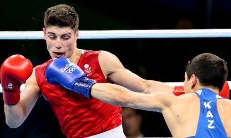 Фото боксерского поединка Олимпиады-2016 Елеусинов — Келли