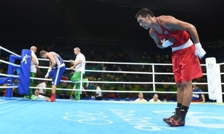 Боксер Алимханулы уверенно вышел в четвертьфинал Олимпиады-2016