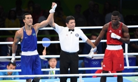 <strong>Боксер Ниязымбетов вышел в финал Олимпиады-2016</strong>