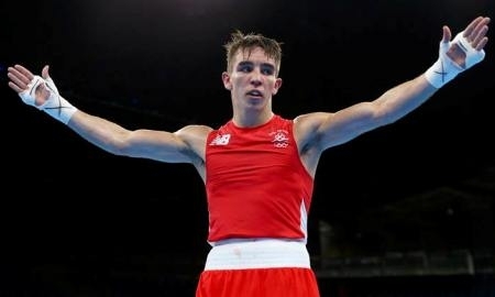 Судью боя Левит — Тищенко назвали нечестным ублюдком 