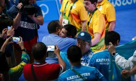 Марат Елеусинов: «Соперник, зная о рассечении, рассчитывал зацепить как-то Данияра»