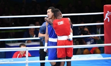Фото боксерского поединка финала Олимпиады-2016 Ниязымбетов — Ла Крус