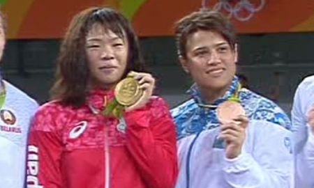 Видео церемонии награждения бронзовой призерки Олимпиады-2016 Ларионовой