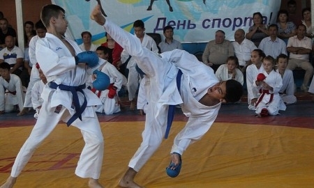 В Актау отметили День спорта