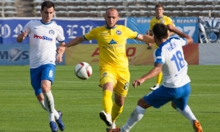 БАТЭ перед «Астаной» сыграл вничью с «Динамо» 