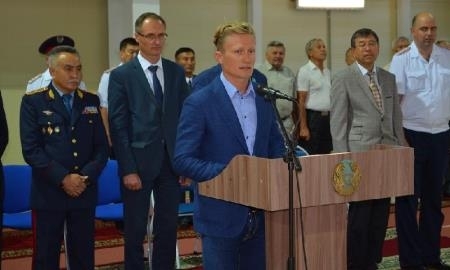 Винокуров приехал на открытие чемпионата МВД РК в СКО