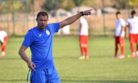 Кыргызстан назвал состав на матч с Казахстаном