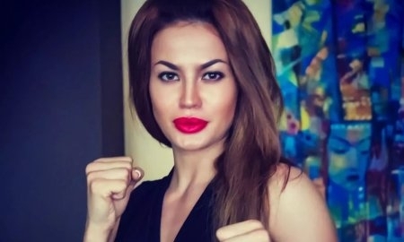 Казахстанская боксерша рассказала о своем сходстве с Джоли