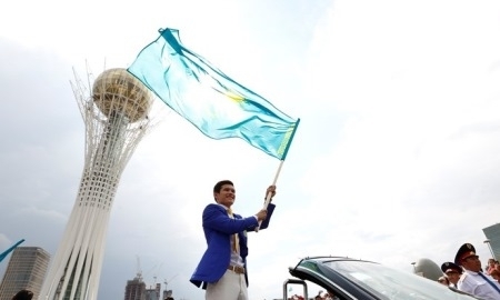 Олимпийские чемпионы и призеры проехались по улицам Астаны