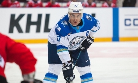 <strong>Трансляция матча КХЛ «Авангард» — «Барыс»</strong>