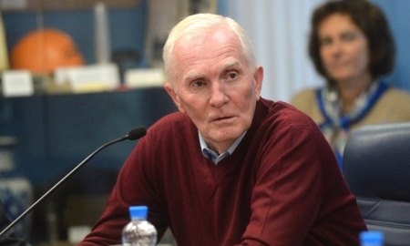 Александр Пашков: «Такому старту „Барыса“ не удивлен» 