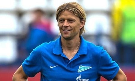 Тимощук прибыл на «Петровский», чтобы поддержать «Зенит» в матче с «Амкаром»