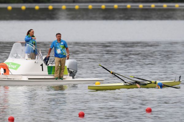 Гребец Яковлев перевернулся на своей лодке на Олимпиаде в Рио