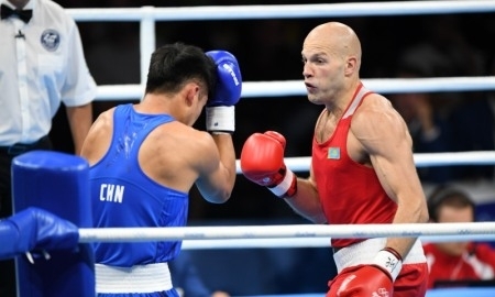 Фото боксерского поединка Олимпиады-2016 Левит — Фенгкай