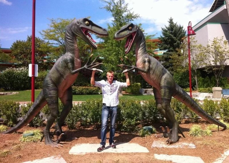 Как живет первый казахстанский олимпийский чемпион по плаванию