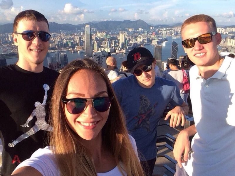 Как живет первый казахстанский олимпийский чемпион по плаванию