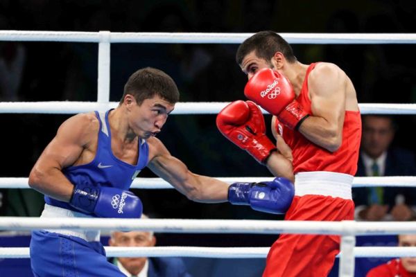 Фото с боксерского поединка Олимпиады-2016 Ералиев — Чалабиев