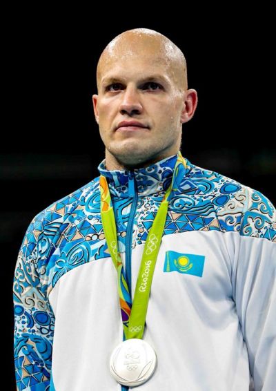 Фото боксерского поединка финала Олимпиады-2016 Левит — Тищенко