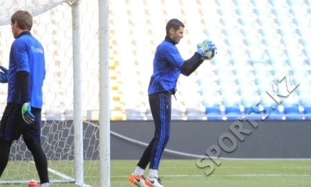 Фоторепортаж с предыгровой тренировки «Астаны»