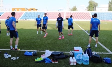 Фоторепортаж с тренировки «Окжетпеса» в Павлодаре