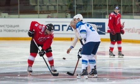 Фоторепортаж с матча КХЛ «Металлург» Новокузнецк — «Барыс» 4:2
