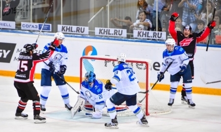 Фоторепортаж с матча КХЛ «Авангард» — «Барыс» 3:1